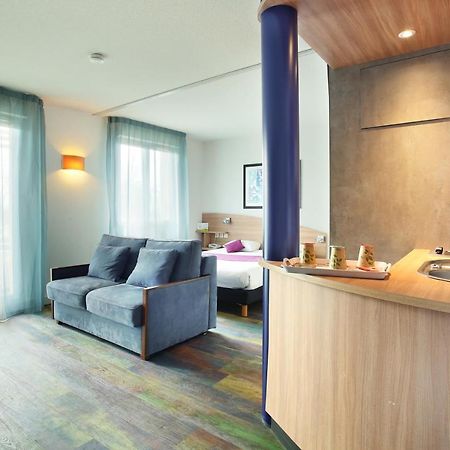Suite-Home Orleans-Saran Exterior photo